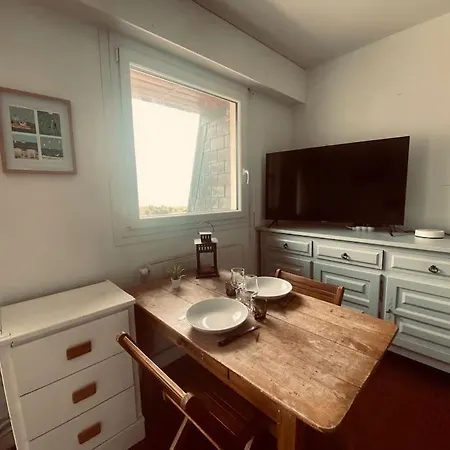 Apartamento Joli Studio, Vue Sur La Mer *
